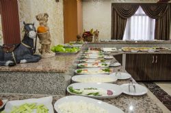 Akkoza Kahvaltı Salonu Sosis Kaymak